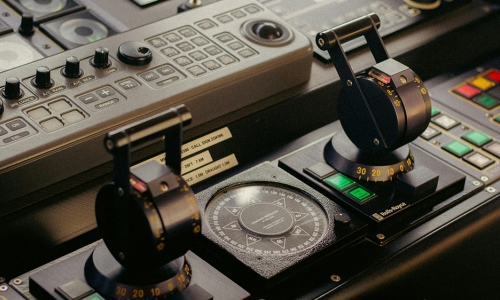 Supply and installation of radio communication (RC) equipment, GMDSS, and marine navigation instruments